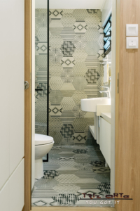 bathroom hexagon tiles